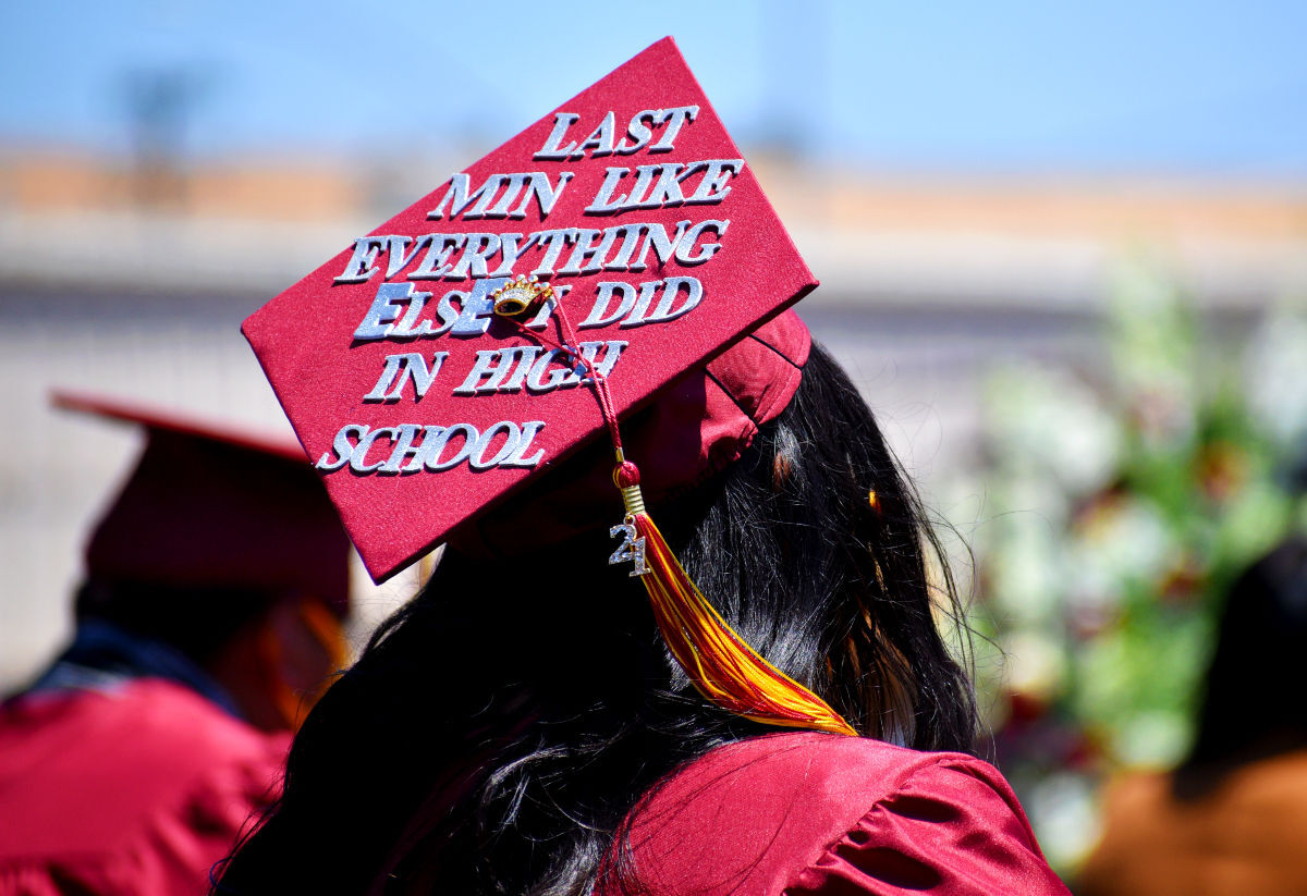 061021-smt-news-delta-high-graduation-006.jpg